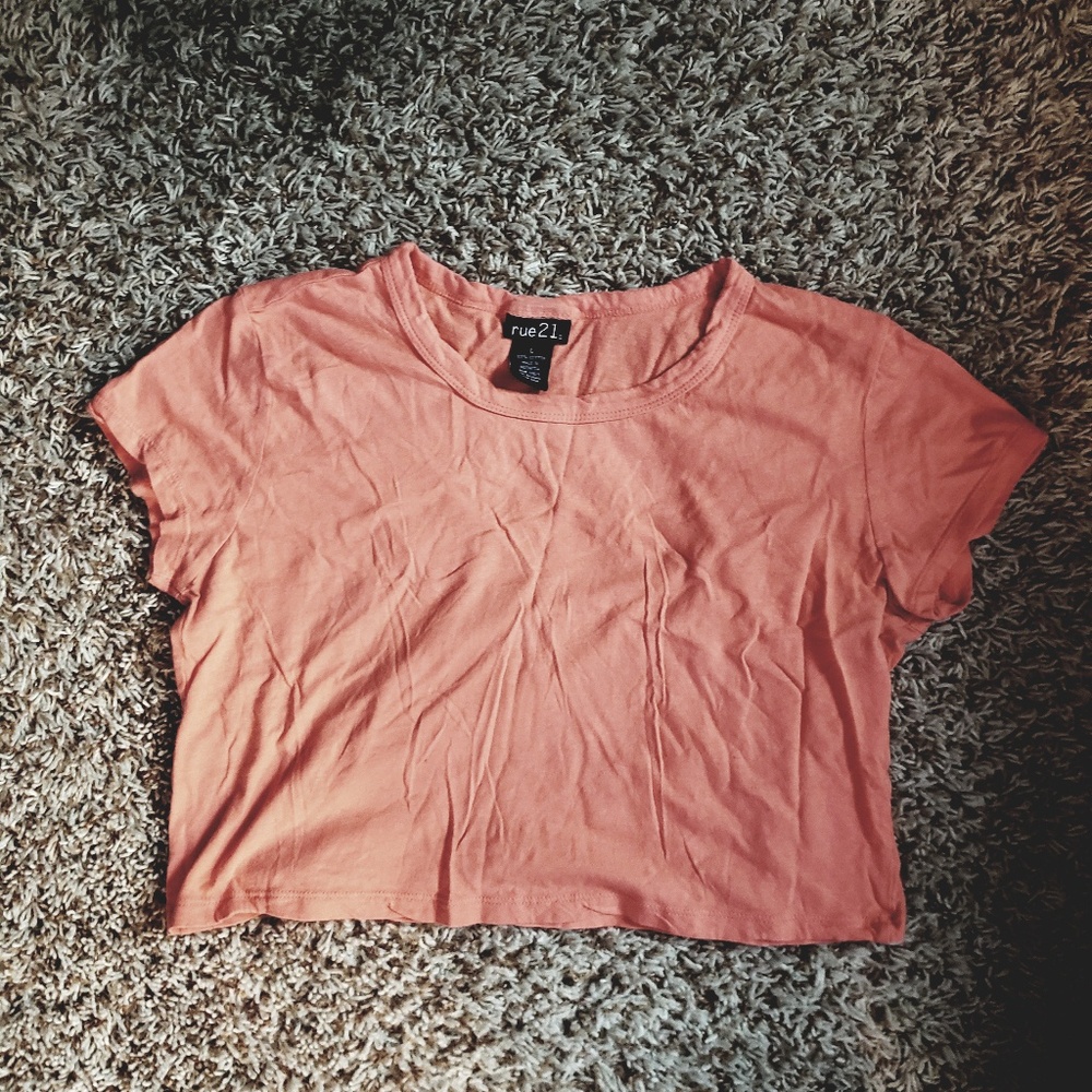 NWOT size Large rue 21 top